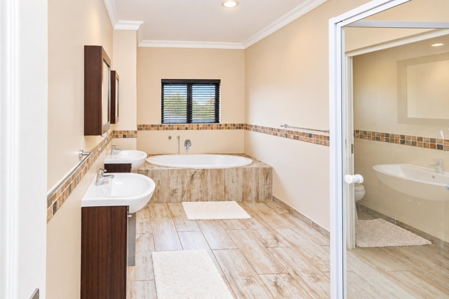 3 Bedroom Property for Sale in La Camargue Private Country Estate North West